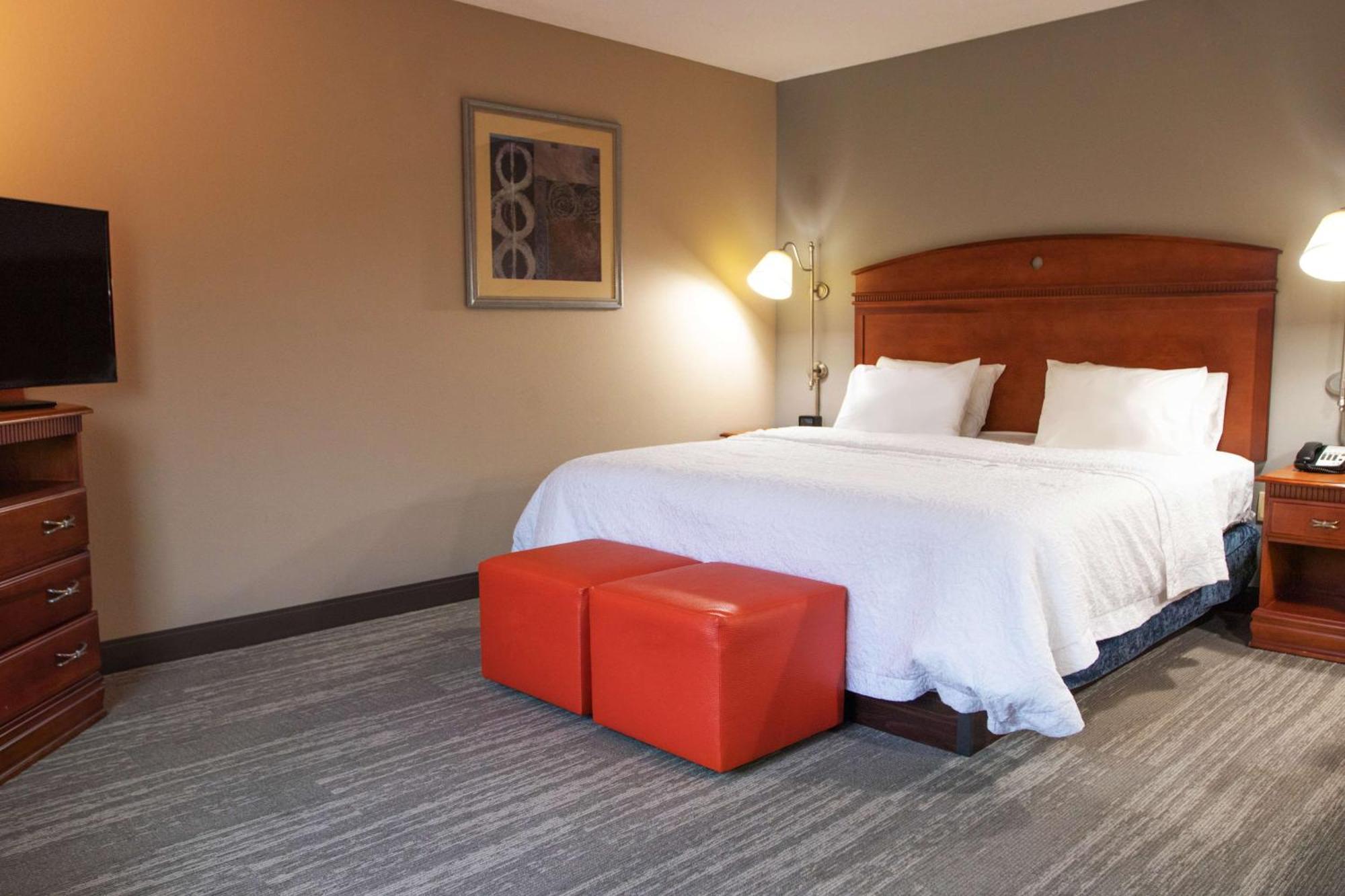 Hampton Inn Gloucester Eksteriør bilde